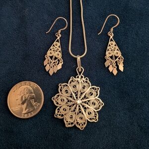 Elegant Sterling Silver Filigree Necklace and Earring Set